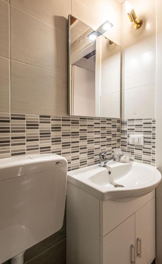 Ca' Leoncino - Canal Front Apartament Wenecja